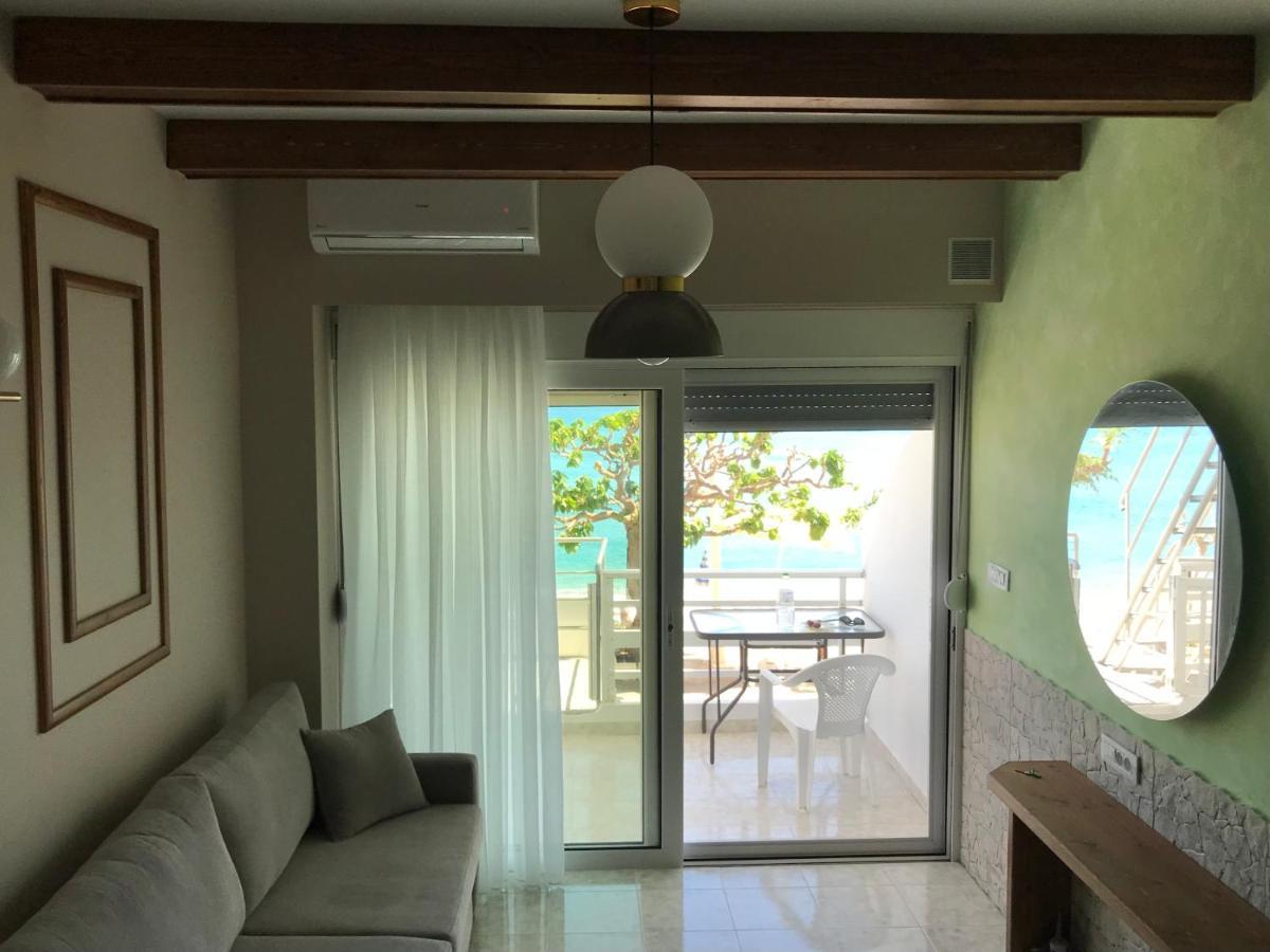 Skizenas Waterfront Apartments Haraki Exterior photo