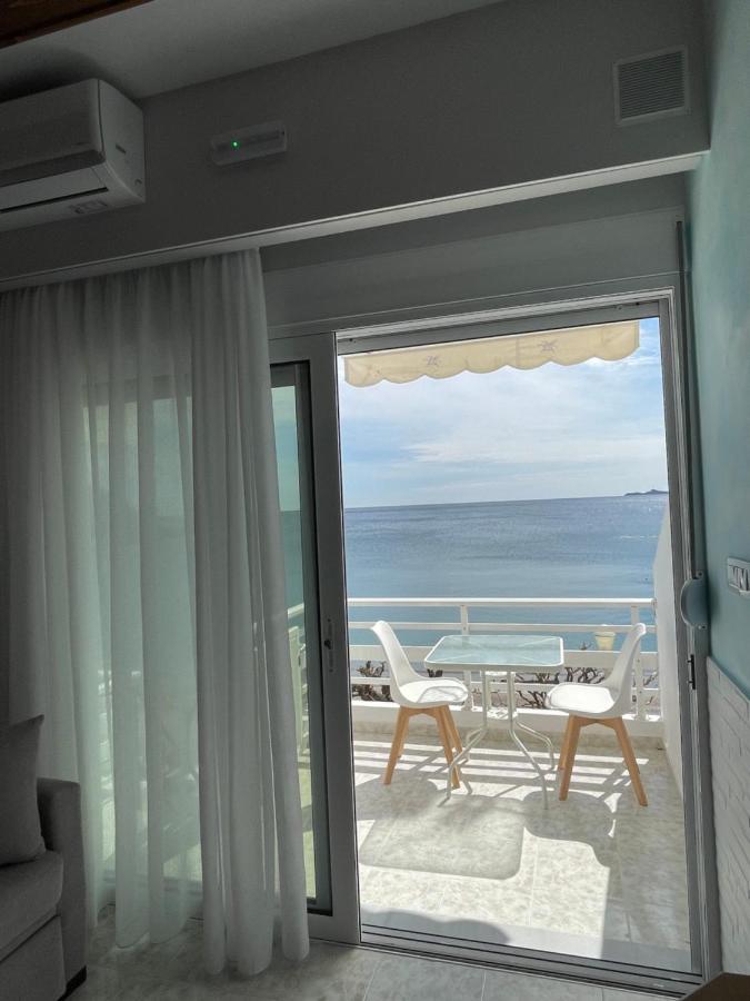 Skizenas Waterfront Apartments Haraki Exterior photo